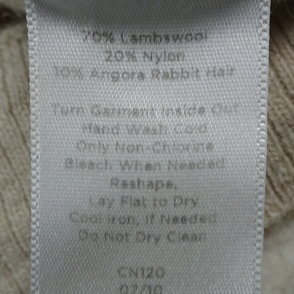 Talbots Lambs Wool/Angora Rabbit Hair Petite Med - Picture 4 of 4